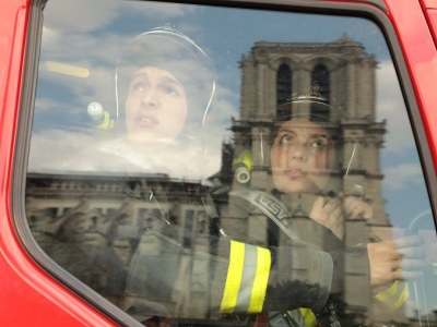Notre Dame v plamenech
