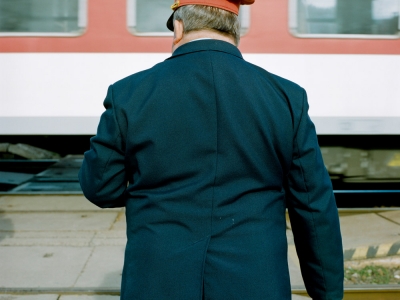 Peter Korček: Stanice