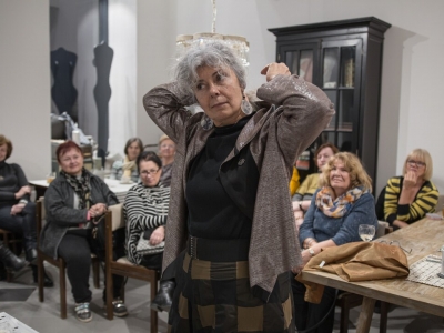 Iveta Nedomová na přehlídce.